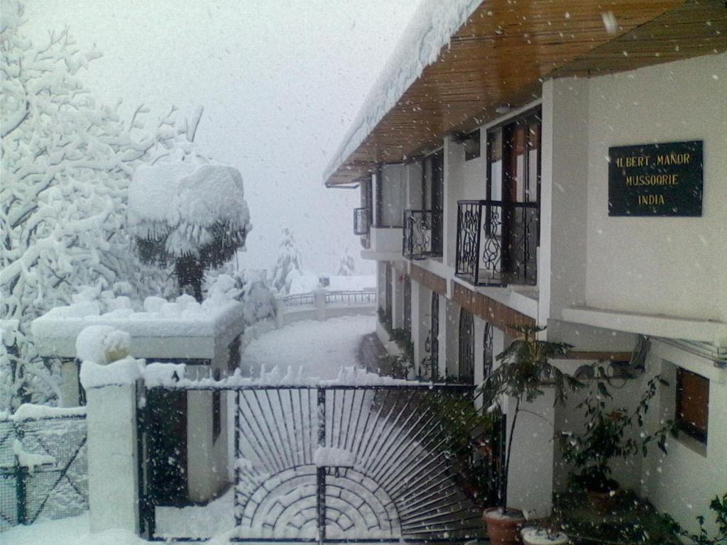 Hotel Ilbert Manor Mussoorie Esterno foto